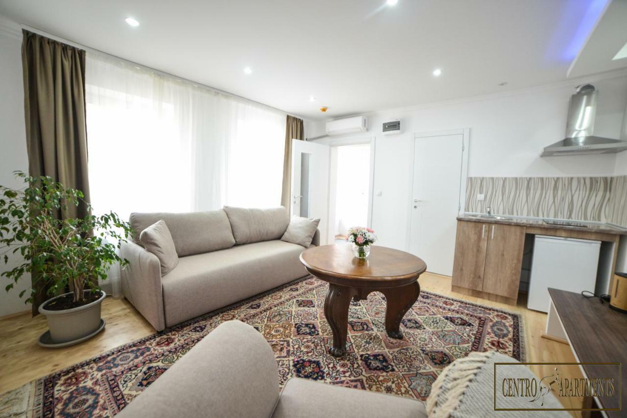 Centro Apartments 斯雷姆斯卡米特罗维察 外观 照片